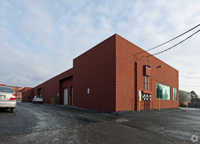 More Photos Of 46029-46155 Five Mile Rd, Plymouth Unknown For Lease