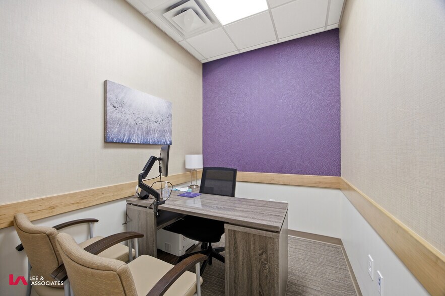 More Photos Of 100 River Pointe Pky, Canton Medical For Lease
