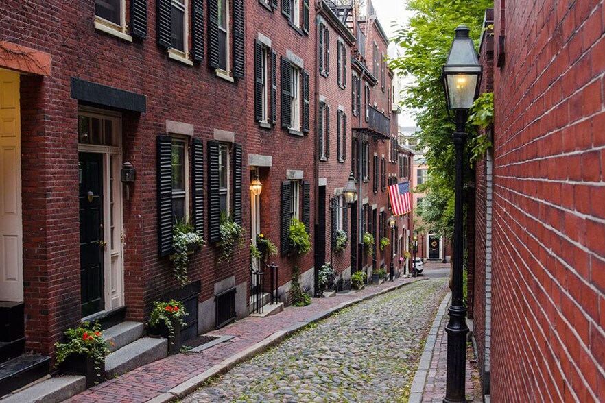 More Photos Of 110 Beverly St, Boston Apartments For Lease