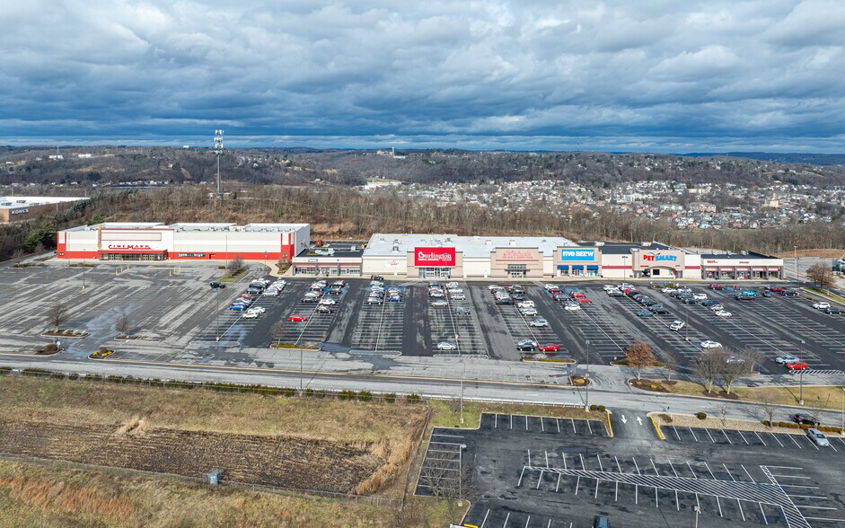 More Photos Of 101-115 Wagner Rd, Monaca Storefront For Lease