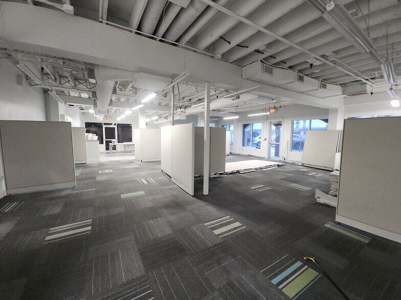 More Photos Of 333 1st St N, Jacksonville Beach Office For Lease