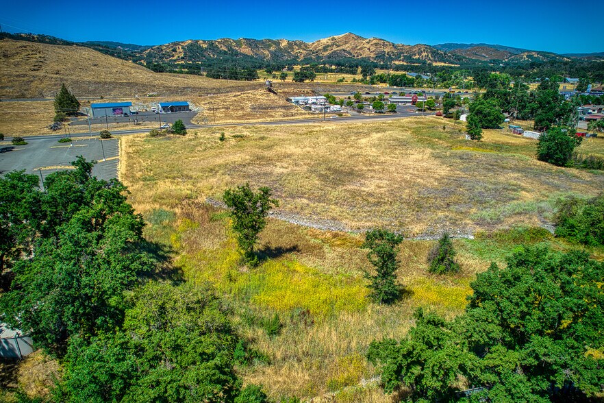 More Photos Of 52 Soda Bay Rd, Lakeport Movie Theatre For Sale