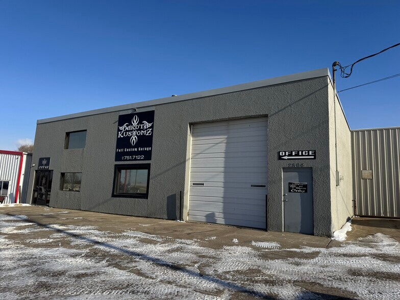 Primary Photo Of 2812 Memorial Hwy, Mandan Industrial For Sale