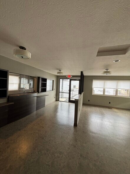 More Photos Of 6481 Nicholas Dr, Columbus Medical For Lease