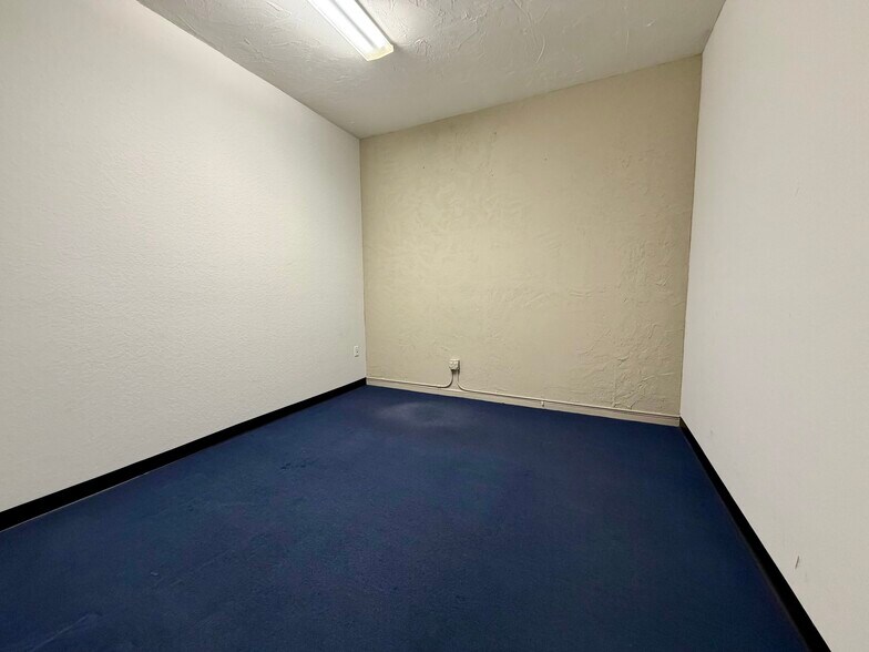 More Photos Of 501 N State St, Bunnell Unknown For Lease