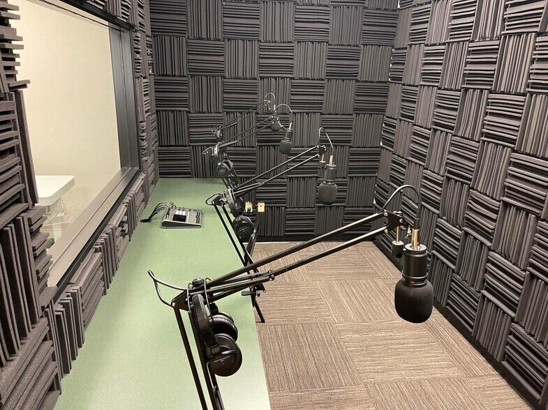 More Photos Of 6700 E Speedway Blvd, Tucson Coworking Space