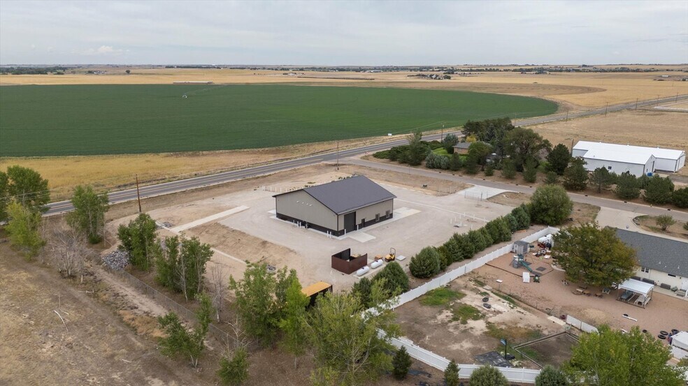 More Photos Of 15181 Shadow Wood St, Brighton Parking Garage For Lease