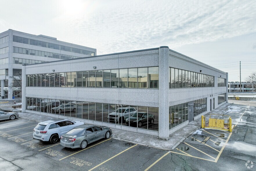 More Photos Of 3762 14th Ave, Markham Office For Lease