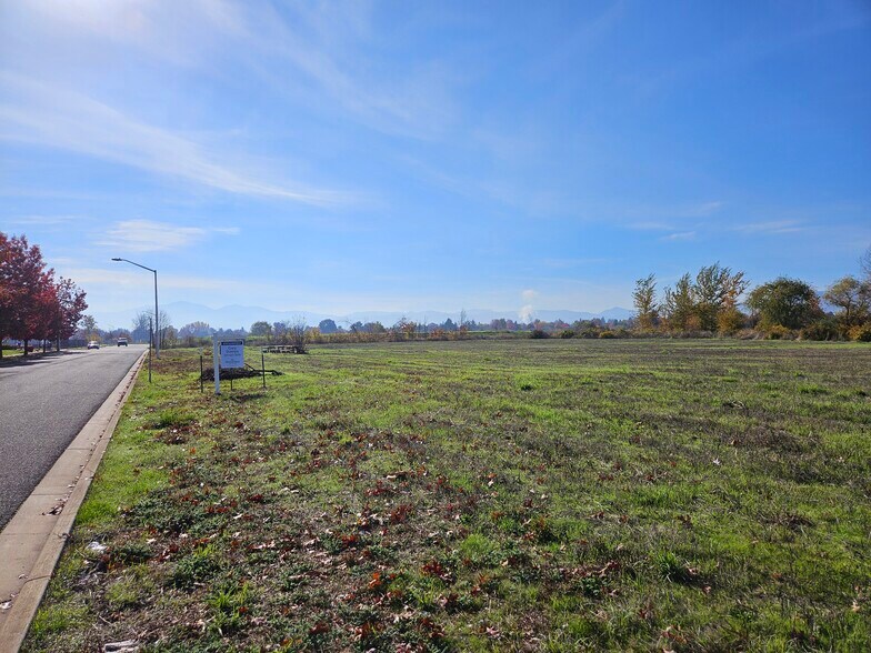 More Photos Of 460 Federal Way, Central Point Land For Sale