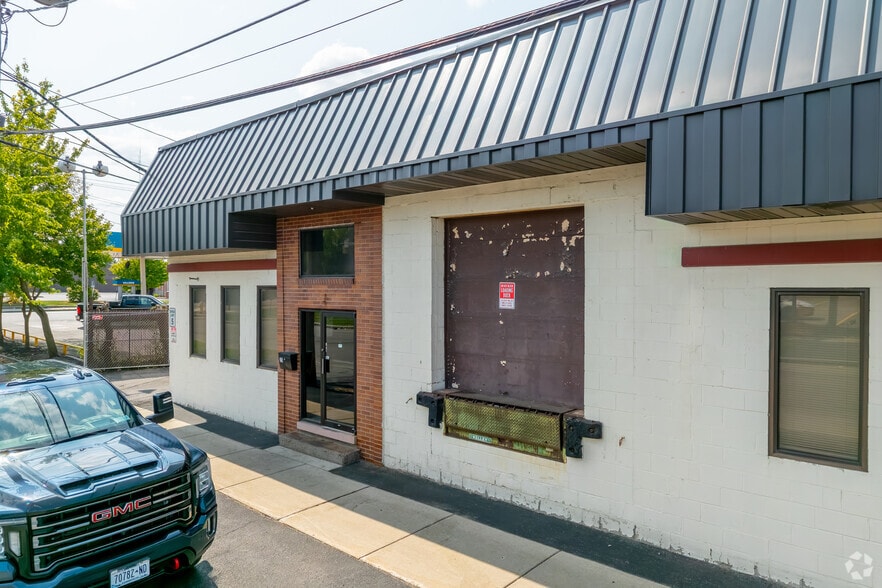 More Photos Of 25-45 Rutter St, Rochester Warehouse For Sale