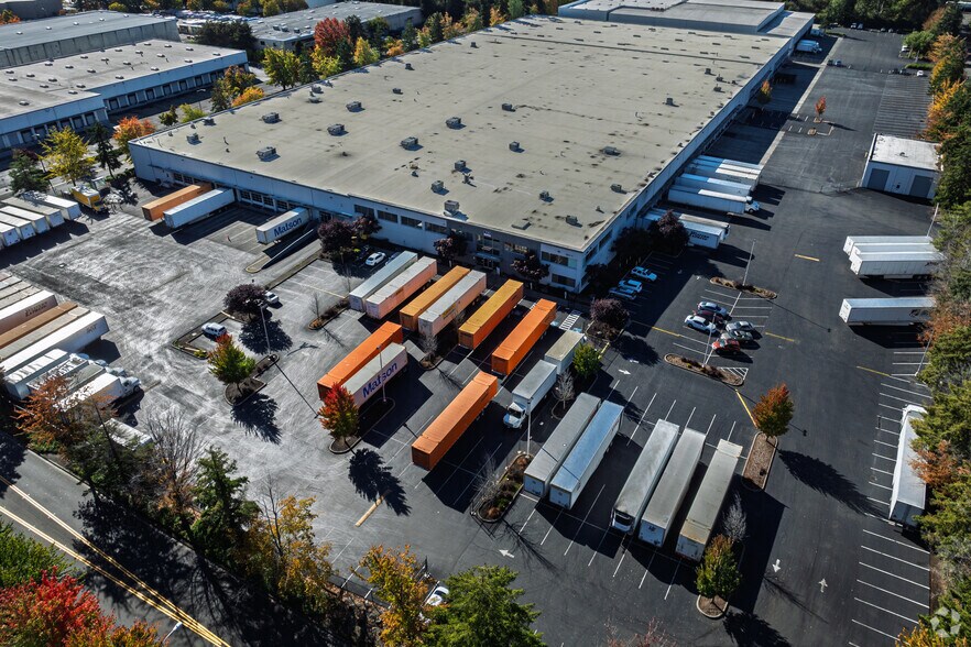 More Photos Of 7811-7915 S 188th St, Kent Warehouse For Lease