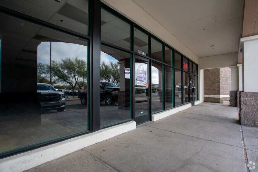 More Photos Of 8300-8360 N Thornydale Rd, Tucson Unknown For Lease