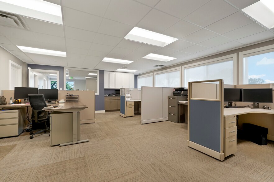 More Photos Of 605 S Kuner Rd, Brighton Office For Sale