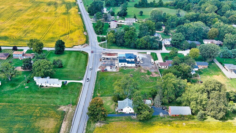 More Photos Of 5982 W State Road 32, Anderson Service Station For Sale