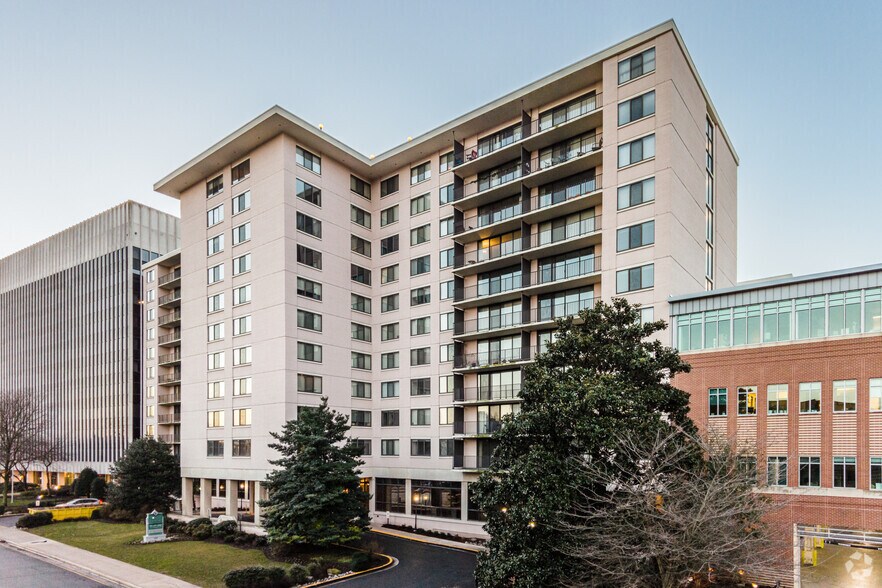 Primary Photo Of 4400 East-West Hwy, Bethesda Apartments For Lease