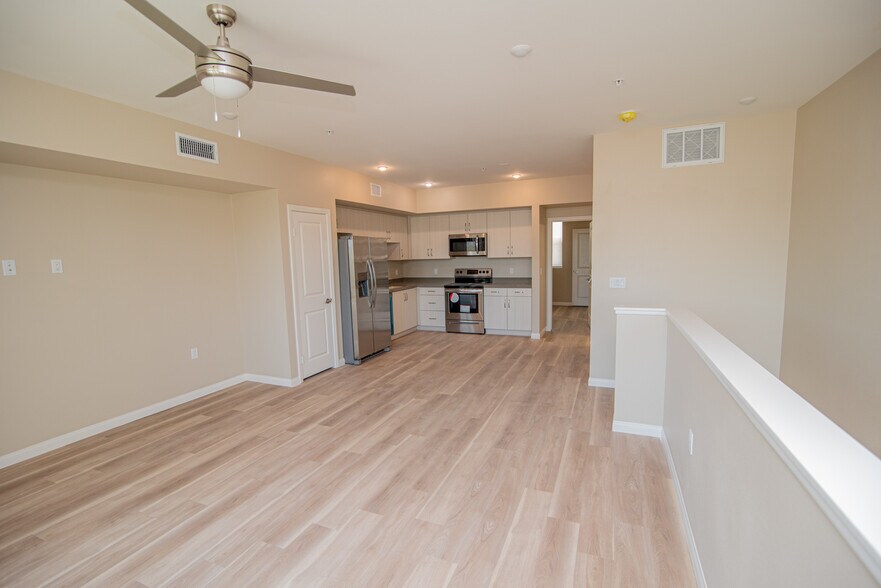 More Photos Of 2910 Allesandro St, Los Angeles Apartments For Lease