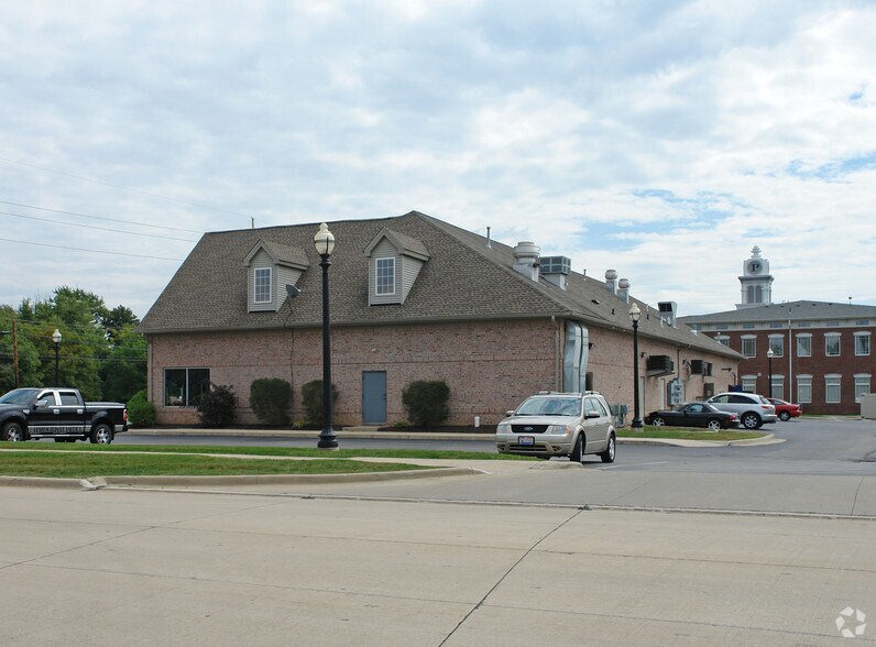 More Photos Of 295 Weatherstone Dr, Wadsworth General Retail For Lease