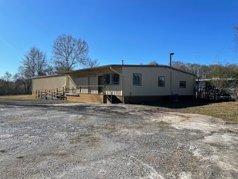 Primary Photo Of 515 Myrtle St, Warner Robins Office For Sale