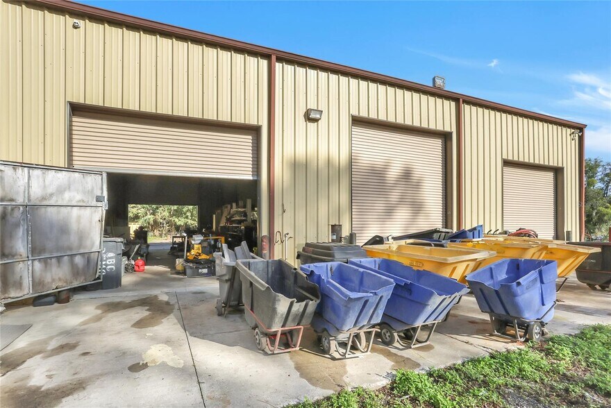More Photos Of 875 Lakeview Dr, Deland Warehouse For Sale
