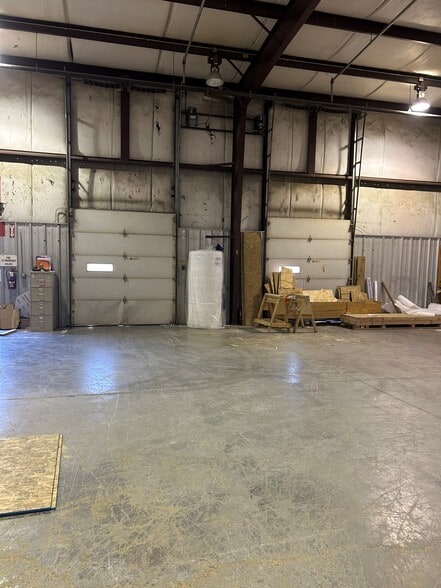 More Photos Of 334 Industrial Park Rd, Bluefield Industrial For Lease
