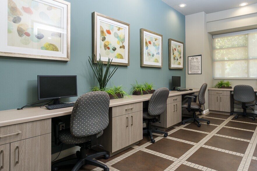 More Photos Of 2855 Foothill Blvd, La Verne Apartments For Lease