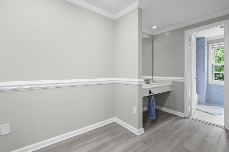 More Photos Of 9725 Lookout Pl, Gaithersburg Healthcare For Sale