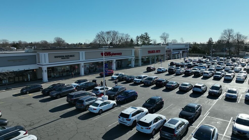 More Photos Of 401-419 S Oyster Bay Rd, Plainview Unknown For Lease