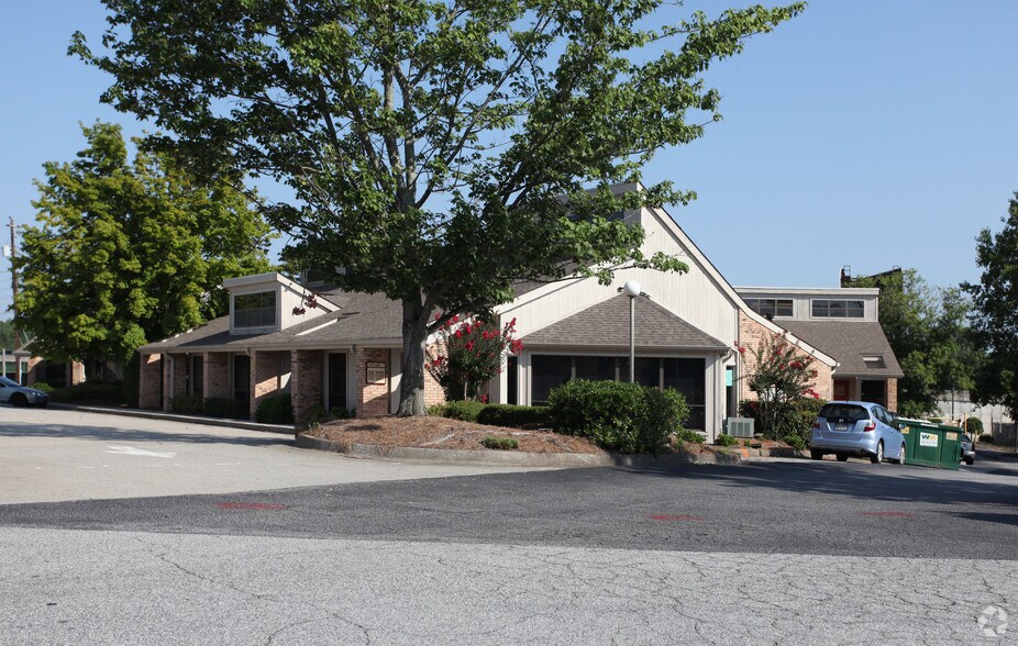 More Photos Of 3069 Amwiler Rd, Atlanta Medical For Lease