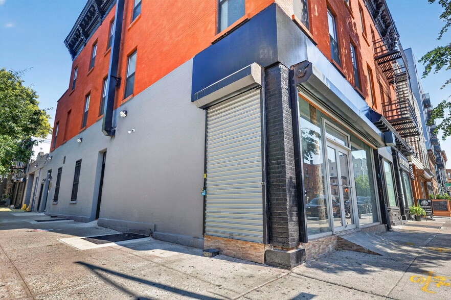 More Photos Of 376 Union Ave, Brooklyn Apartments For Lease