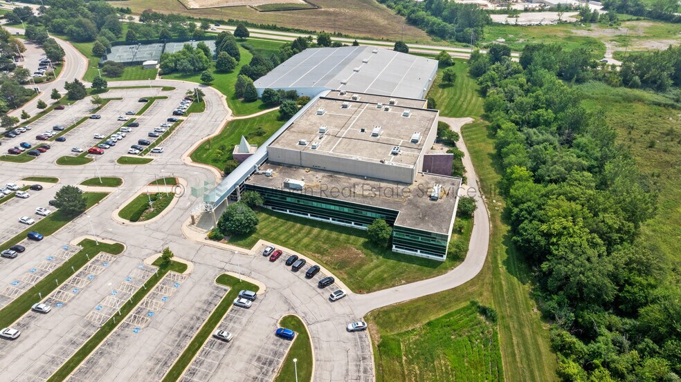 More Photos Of 1900 Ogden Ave, Aurora Office For Sale