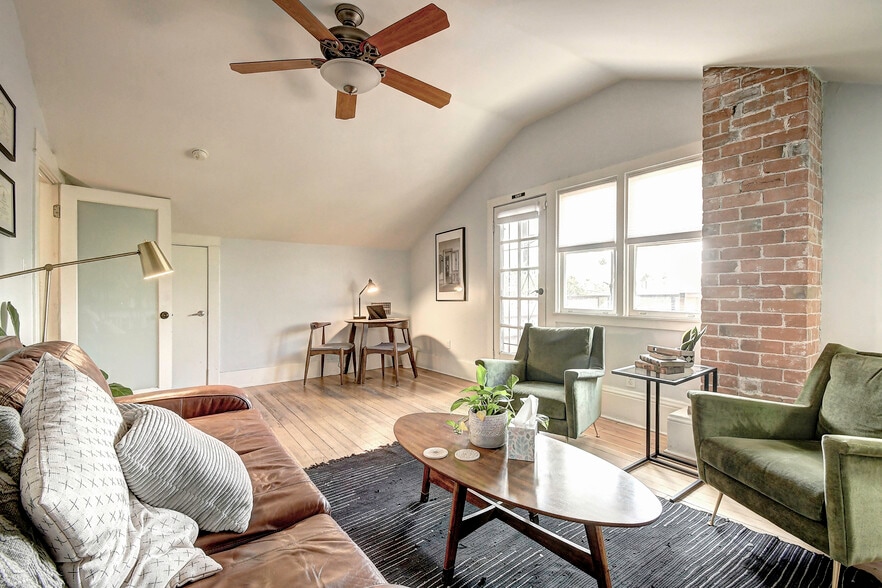 More Photos Of 531 E Lynwood St, Phoenix Office Residential For Sale