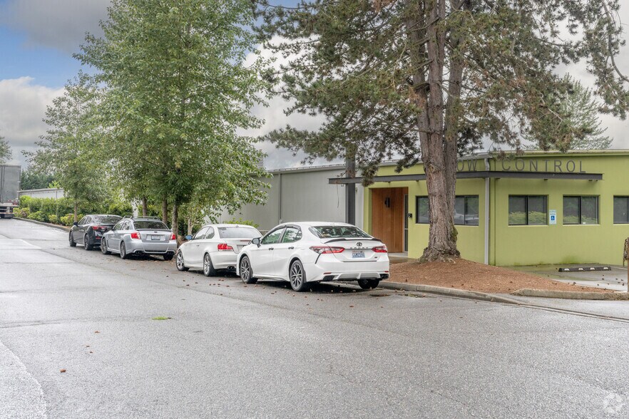 Primary Photo Of 18715 141st Ave NE, Woodinville Warehouse For Sale