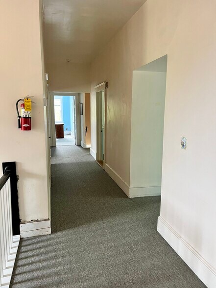 More Photos Of 509 Nash St W, Wilson Loft Creative Space For Sale