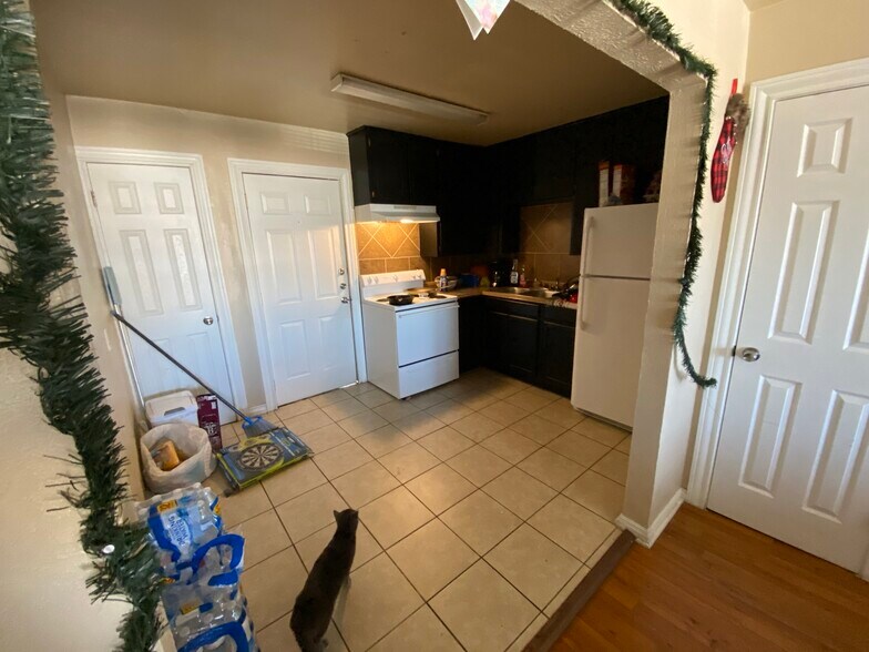 More Photos Of 904 Sissom Rd, Killeen Apartments For Sale