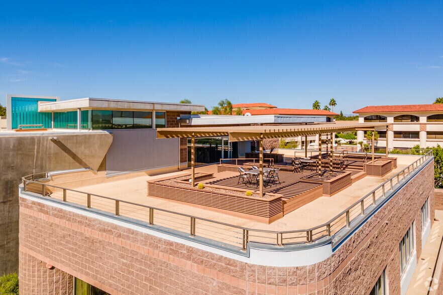 More Photos Of 8742 E Via de Commercio, Scottsdale Loft Creative Space For Lease