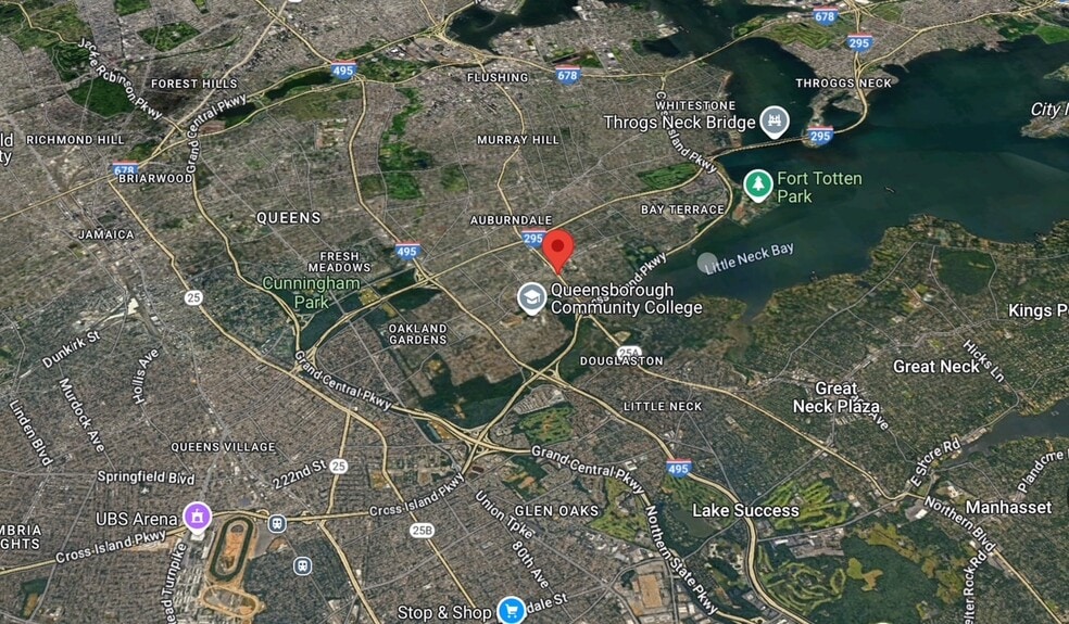 More Photos Of 215-15 Northern Blvd, Bayside Storefront Retail Office For Sale