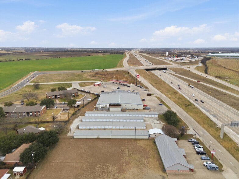 More Photos Of 310 Frontage rd, Lorena Self Storage For Sale