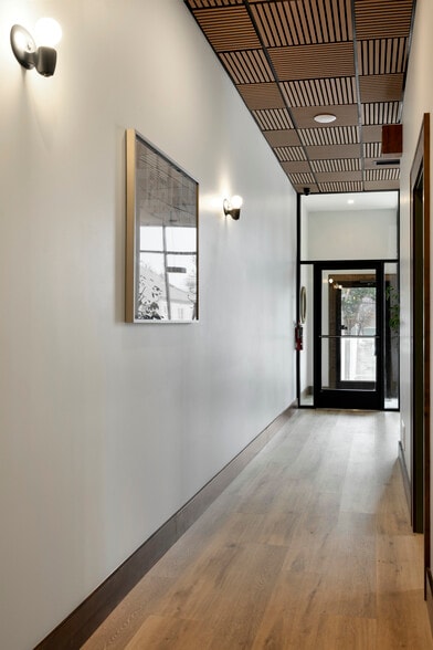 More Photos Of 5249 Chicago Ave, Minneapolis Office For Lease