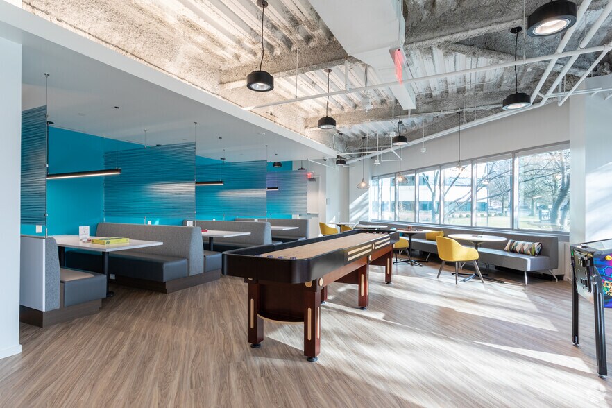 More Photos Of 8260 Willow Oaks Corporate Dr, Fairfax Medical For Lease