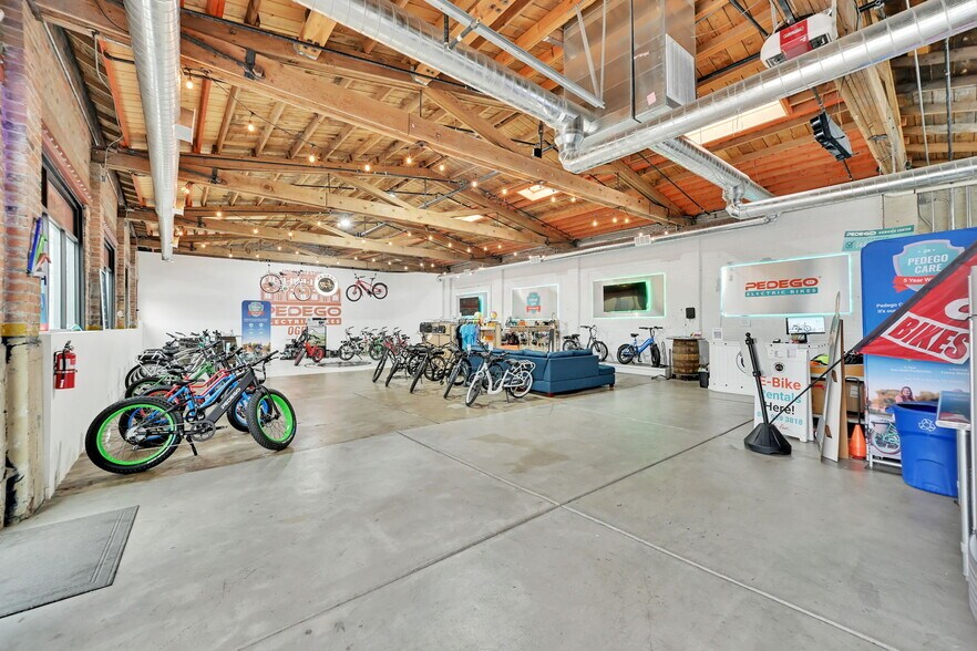 More Photos Of 2204 Washington Blvd, Ogden Storefront For Lease