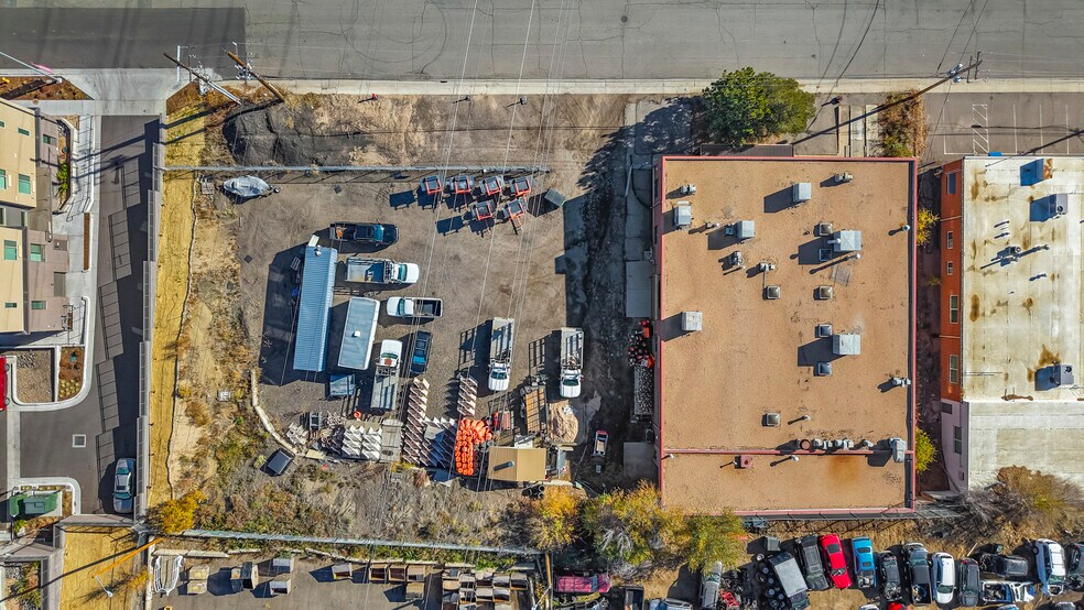 More Photos Of 1975 S Navajo St, Denver Manufacturing For Sale