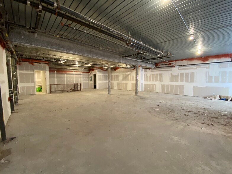 More Photos Of 98 Tompkins Ave, Brooklyn Apartments For Lease