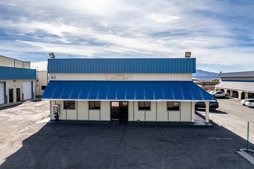 More Photos Of 790 Lake Havasu Ave N, Lake Havasu City Freestanding For Lease