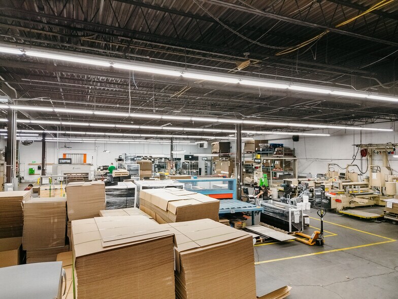 More Photos Of 4500 N Quebec Ave, Minneapolis Manufacturing For Sale