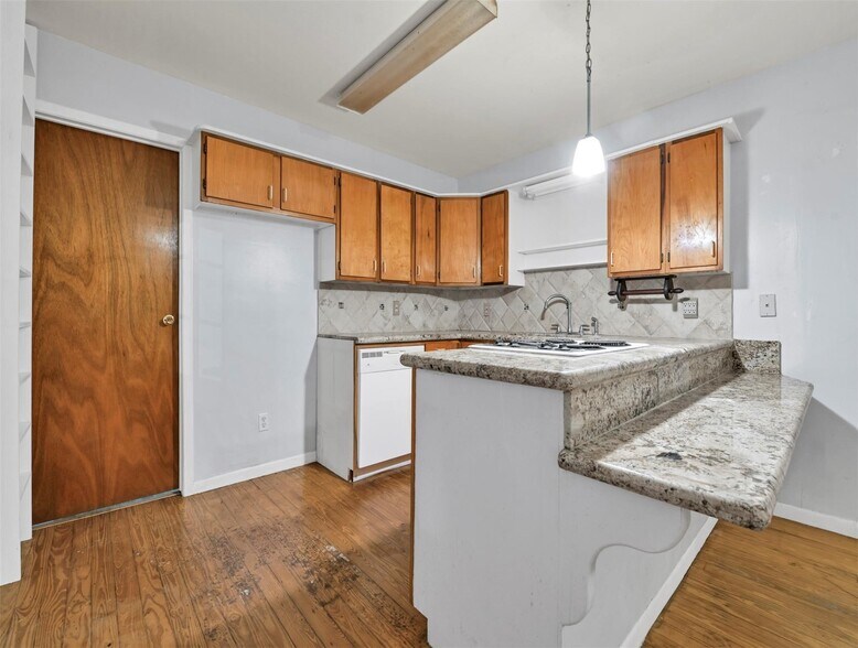 More Photos Of 11304 Fostoria Rd, Cleveland Land For Sale