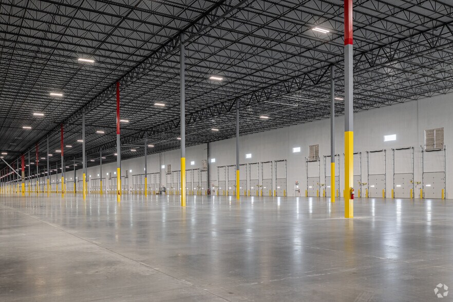More Photos Of 1100 Logistics Pky, Rincon Unknown For Lease