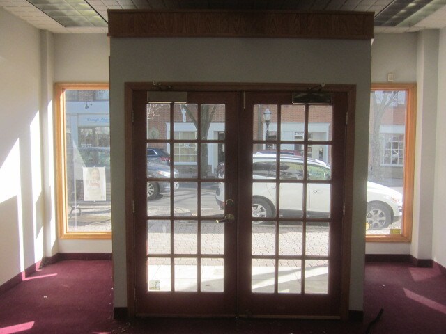 More Photos Of 13-15 N Union Ave, Cranford Apartments For Lease