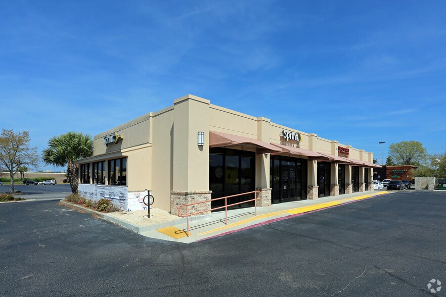 More Photos Of 330 Mary Esther Blvd, Mary Esther Storefront Retail Office For Lease