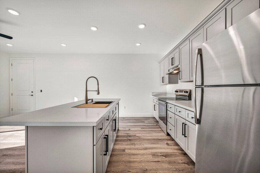 More Photos Of 542 7th St, Sparks Apartments For Sale