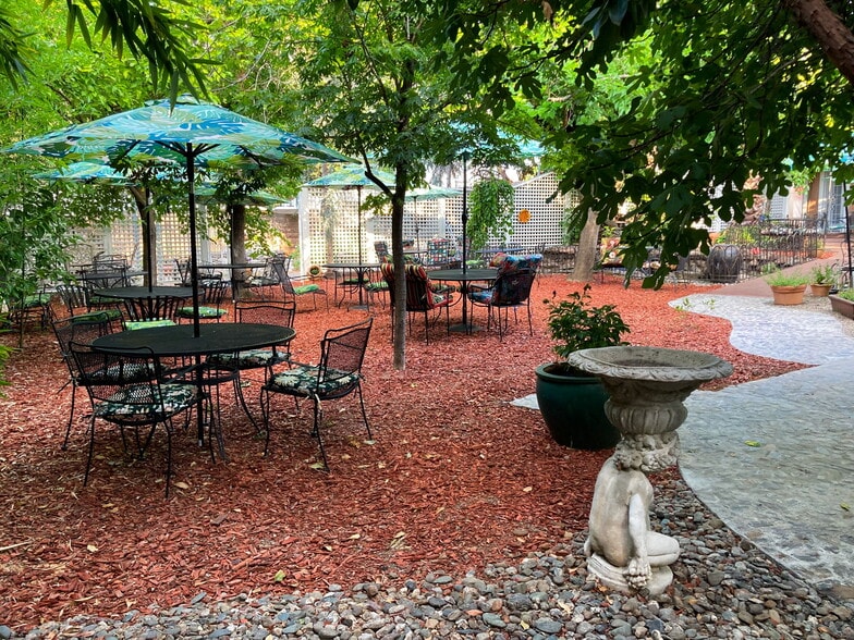 More Photos Of 870 Hartnell Ave, Redding Garden Center For Sale